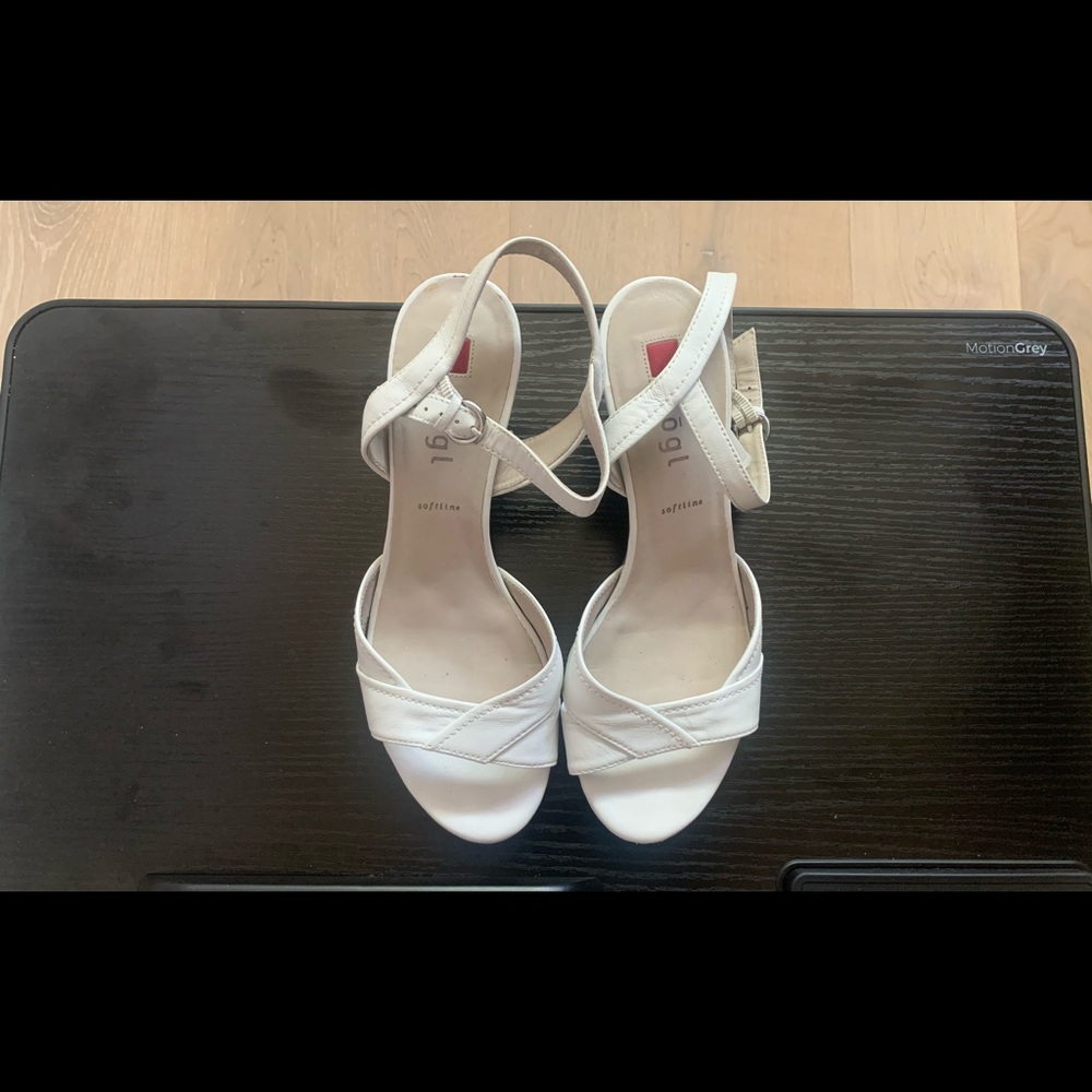 Hogl open toe shoes